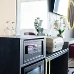 Plaza ホテル ブルッフザール