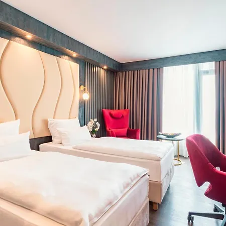 Plaza 3* ברוכסל