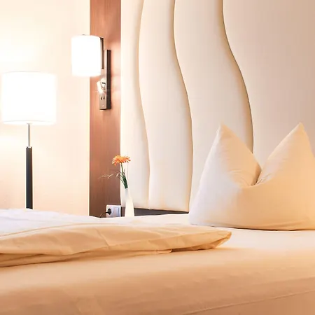 Otel Plaza 3*
