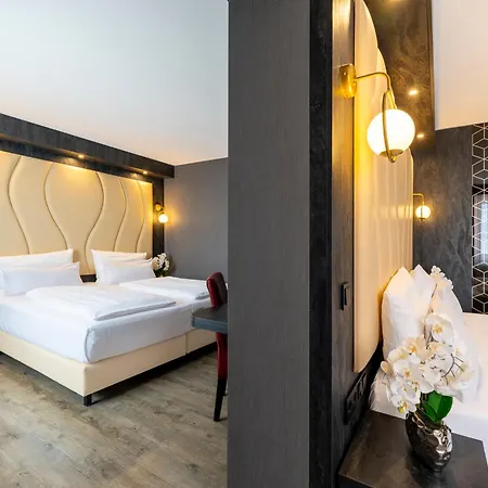 Plaza Otel