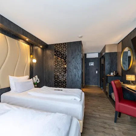 Plaza Otel